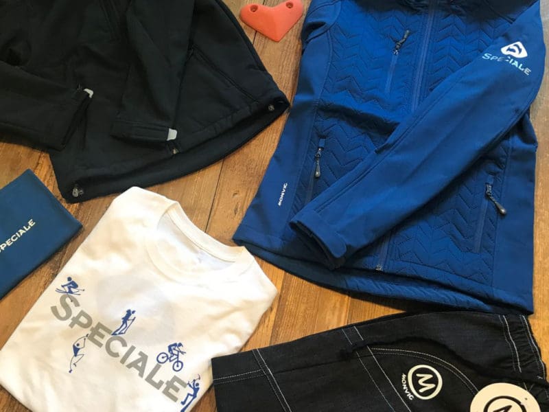 Scuola sci speciale divise