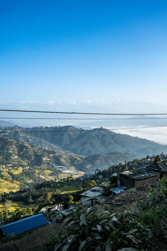 Sdraiato in Cima al Mondo: una scuola per il Nepal