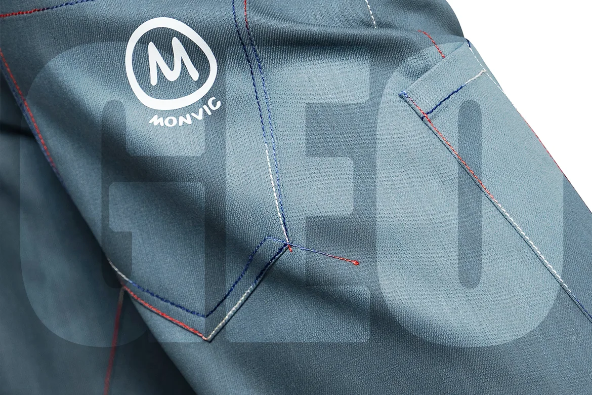 Découvrez GEO, le pantalon « twisted » de Monvic : coupe ergonomique, tissus exclusifs et liberté totale de mouvement. Idéal pour l’escalade et la vie urbaine.